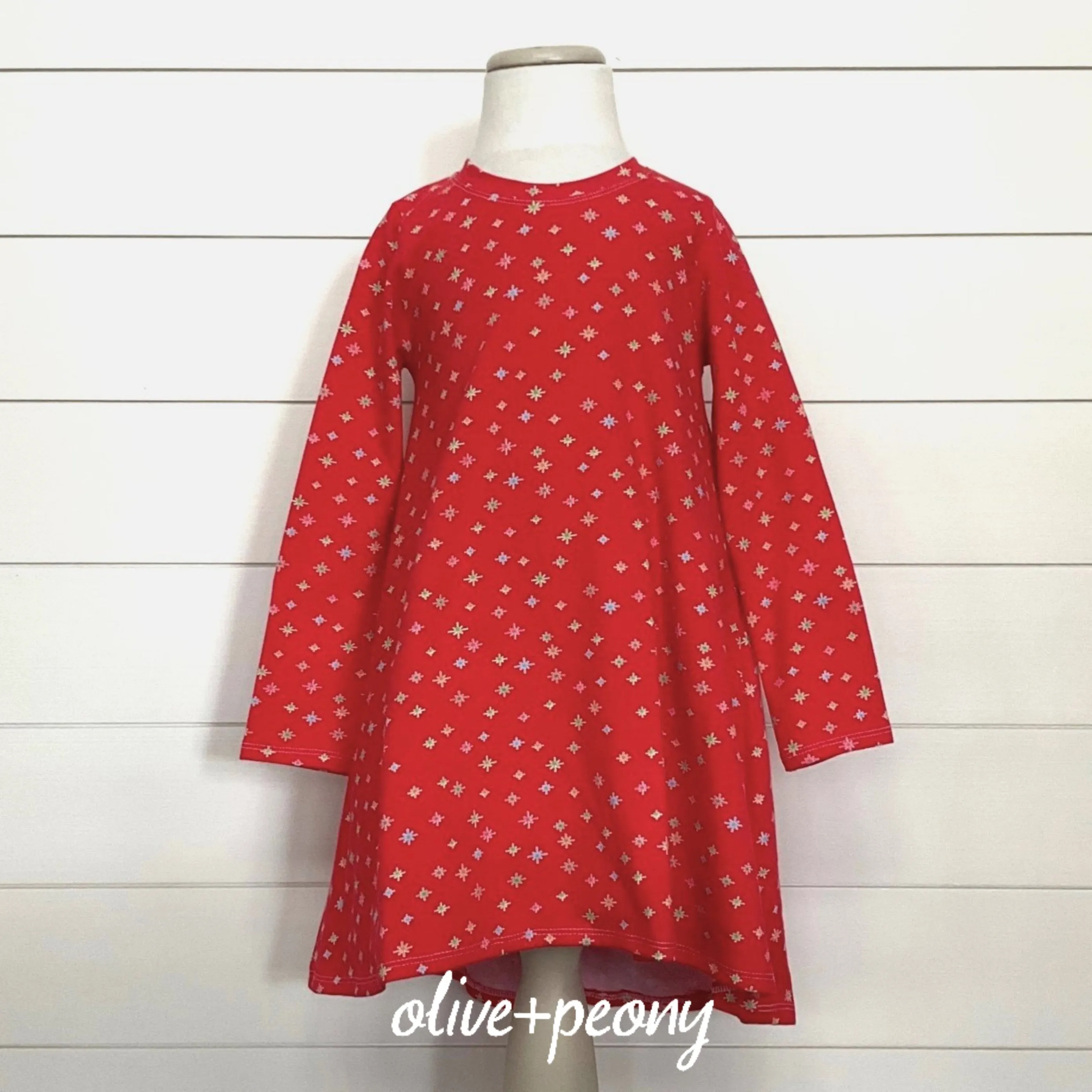 Cozy Christmas T-Shirt Dress - Red Sparkles