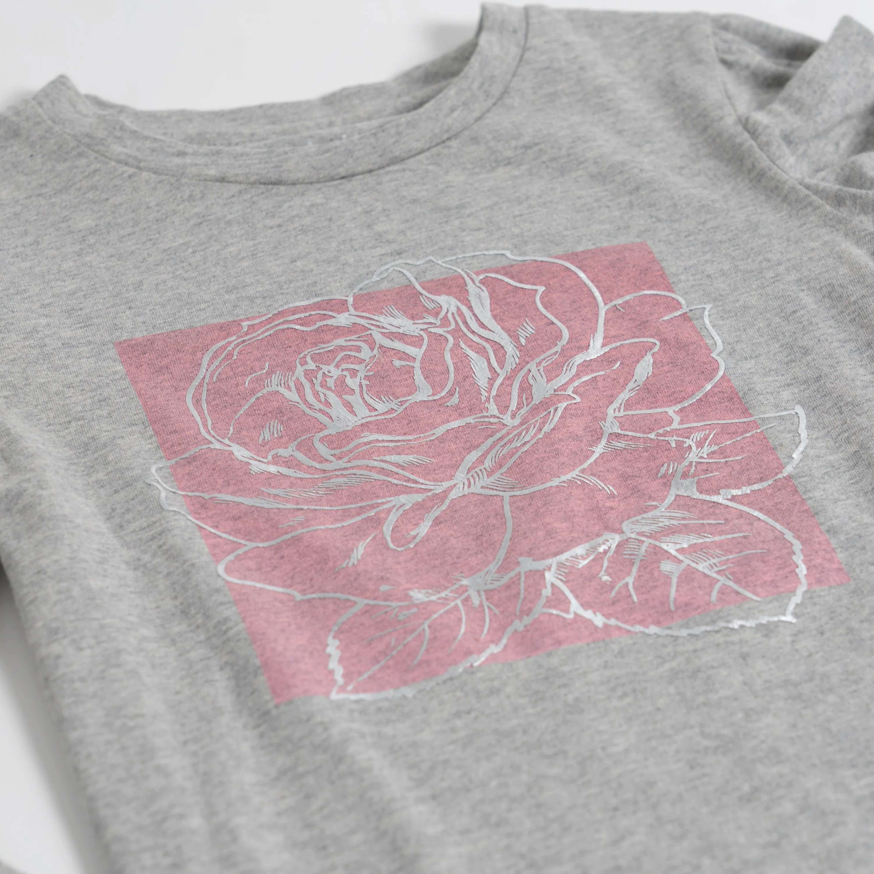 Etched Bloom Puff Sleeve Tee