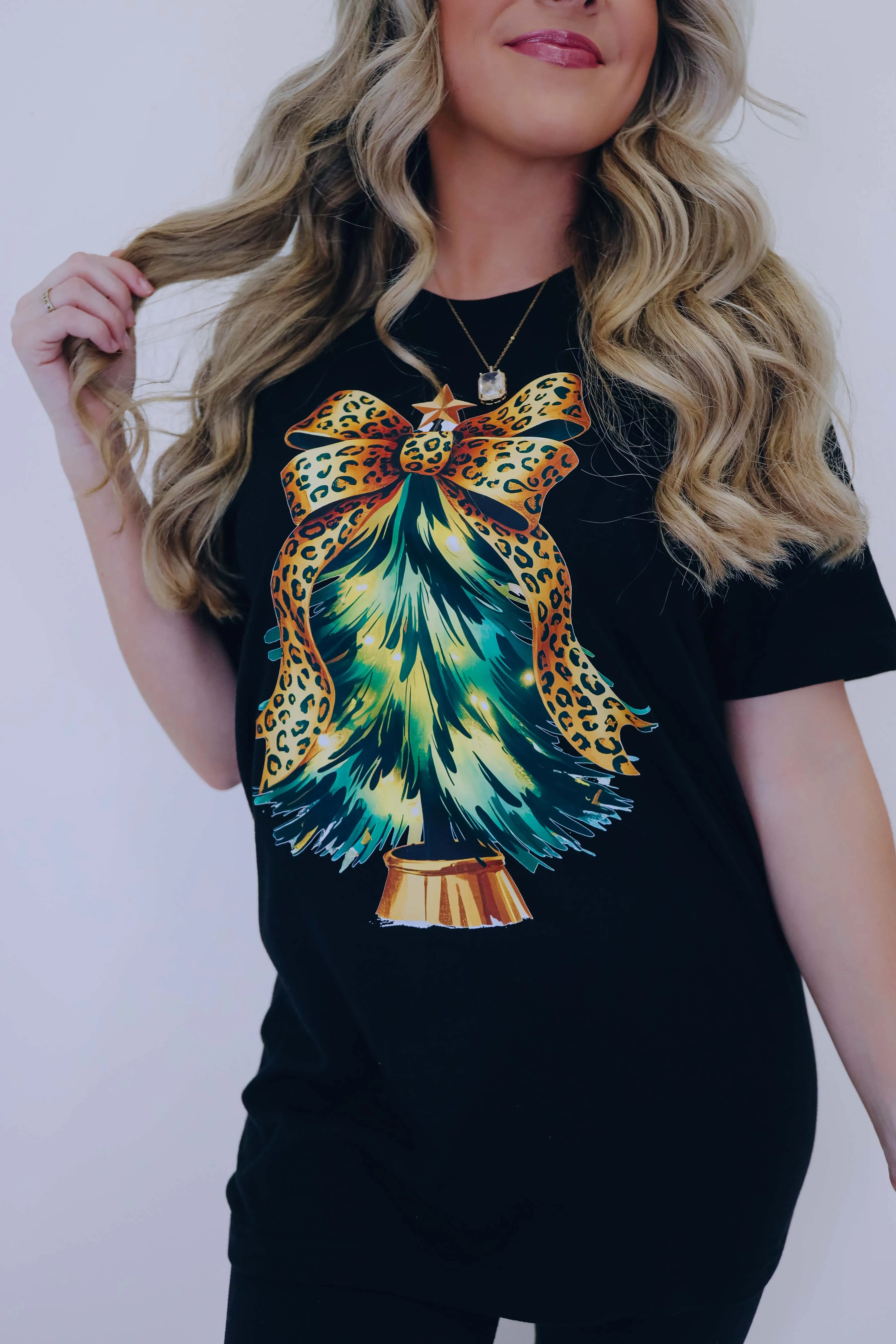 Wild Bow Christmas Graphic Tee / Sweatshirt